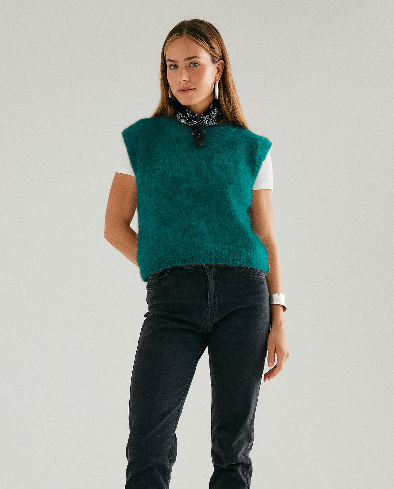 Modèle Pull sans manches Femme Léontine